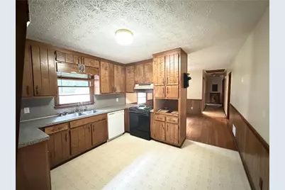 210 Cherrywood Drive, Woodstock, GA 30188 - Photo 2