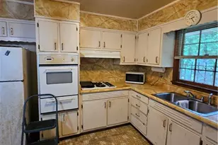 1899 King George Ln, Atlanta, GA 30331 - Photo 70