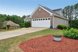 4821 Camden Dr, Conyers, GA 30094 - Photo 2