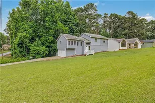 2850 Emerald Ln, Acworth, GA 30102 - Photo 2