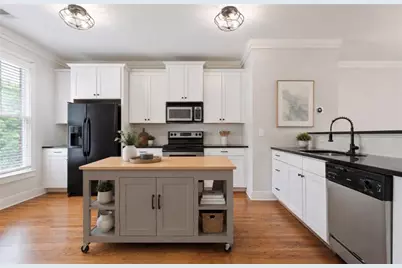 775 Liberty Commons Drive NW, Atlanta, GA 30314 - Photo 2