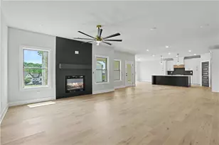 5809 Woodland Park Ct, Jefferson, GA 30549 - Photo 10