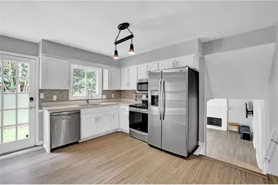2891 Canton Hills Drive, Marietta, GA 30062 - Photo 2