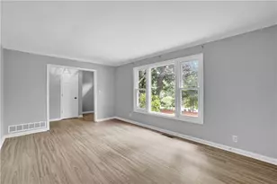 2891 Canton Hills Dr, Marietta, GA 30062 - Photo 10