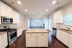 359 Holbrook Dr, Dallas, GA 30132 - Photo 12