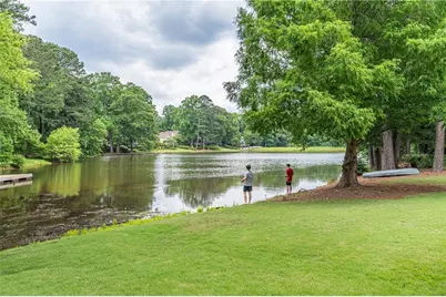 2541 Kenswick Circle, Lawrenceville, GA 30044 - Photo 4