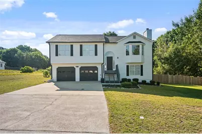 307 Caseys Court, Winder, GA 30680 - Photo 1