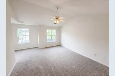 6126 Hickory Lane Drive, Union City, GA 30291 - Photo 4