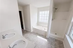 6126 Hickory Ln Dr, Union City, GA 30291 - Photo 12