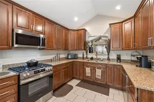 1126 Whatley Mill Ln, Lawrenceville, GA 30045 - Photo 10