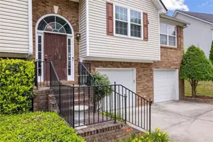 1126 Whatley Mill Ln, Lawrenceville, GA 30045 - Photo 2