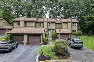 2657 Meadow Ct, Atlanta, GA 30341 - Photo 2