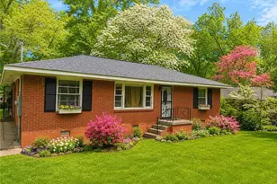25 Bromack Dr SE, Atlanta, GA 30315 - Photo 1