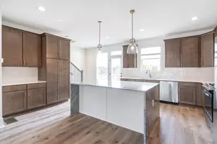 309 Penny Ct, Sandy Springs, GA 30328 - Photo 8