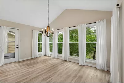 2214 Lake Pointe Circle, Roswell, GA 30075 - Photo 12
