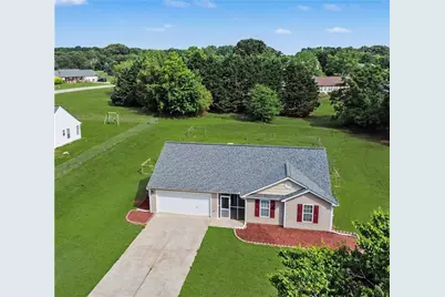 1246 Clearwater Drive, Winder, GA 30680 - Photo 2