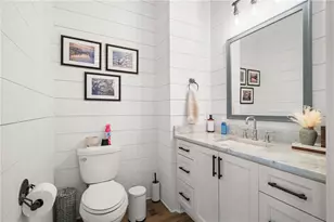 2571 Winding Ln NE, Atlanta, GA 30319 - Photo 14