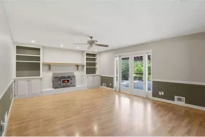 3750 Green Avenue, Loganville, GA 30052 - Photo 10