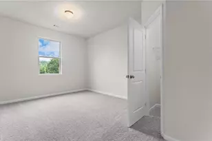 137 Hampton Holw Dr, Jefferson, GA 30549 - Photo 14