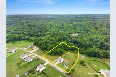 146 Waterford Circle, Cornelia, GA 30531 - Photo 1