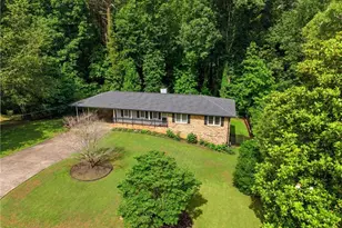 5041 Fitts Dr, Roswell, GA 30075 - Photo 6