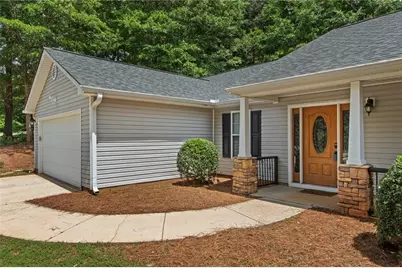 1374 Lance Circle, Winder, GA 30680 - Photo 4