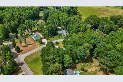 1374 Lance Circle, Winder, GA 30680 - Photo 32
