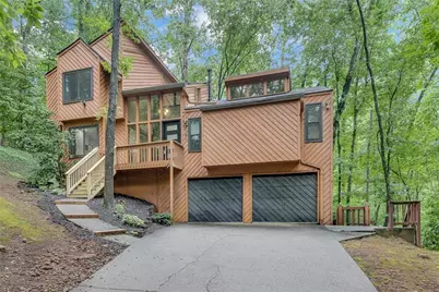 1820 Cedar Cliff Drive SE, Smyrna, GA 30080 - Photo 2
