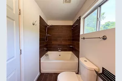 3753 Soapstone Road, Decatur, GA 30034 - Photo 18