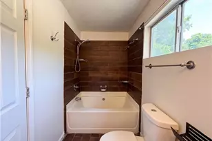 3753 Soapstone Rd, Decatur, GA 30034 - Photo 18