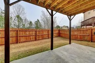 1376 Castleberry Dr, Buford, GA 30518 - Photo 8