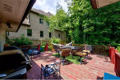 3328 Ferncliff Place NE, Atlanta, GA 30324 - Photo 4