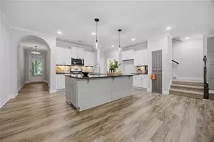 7310 Lowery Oak Dr, Roswell, GA 30075 - Photo 10