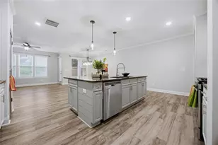 7310 Lowery Oak Dr, Roswell, GA 30075 - Photo 14