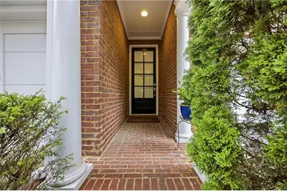 7310 Lowery Oak Drive, Roswell, GA 30075 - Photo 6