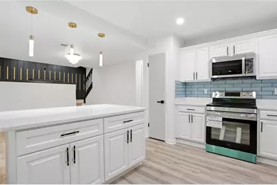 5212 Cindy Way, Stone Mountain, GA 30083 - Photo 8