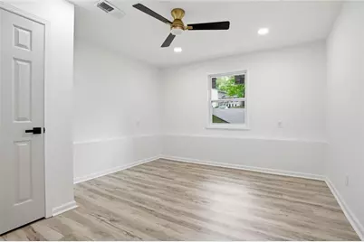 5212 Cindy Way, Stone Mountain, GA 30083 - Photo 16