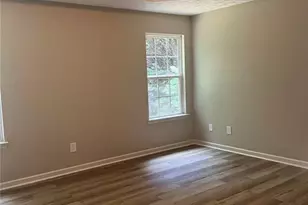 4622 Middleboro Ln, Gainesville, GA 30506 - Photo 6