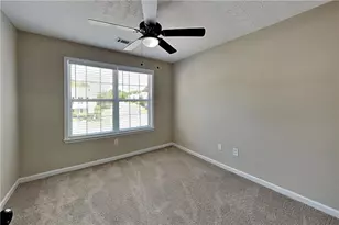1045 Winthrope Chase Dr, Alpharetta, GA 30009 - Photo 12
