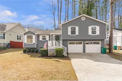 2670 Linnwood Drive SE, Smyrna, GA 30080 - Photo 1