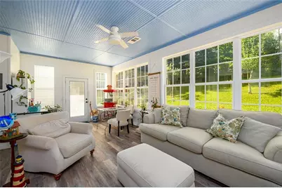 9390 Resort Circle, Gainesville, GA 30506 - Photo 10