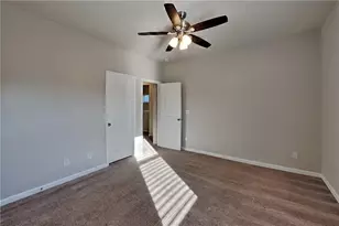 154 Canvas Ives Dr, Lawrenceville, GA 30045 - Photo 16