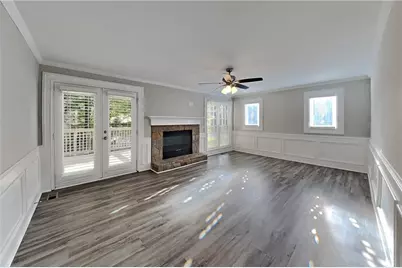 2100 Glenridge Court, Marietta, GA 30062 - Photo 2