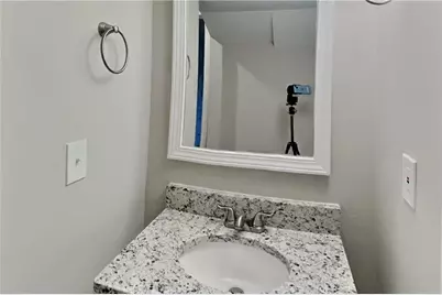 2100 Glenridge Court, Marietta, GA 30062 - Photo 16