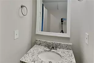 2100 Glenridge Ct, Marietta, GA 30062 - Photo 16