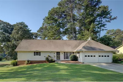 719 Clubhouse Drive SE, Conyers, GA 30094 - Photo 1