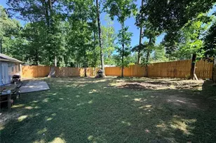 5285 Sugar Crest Dr, Sugar Hill, GA 30518 - Photo 2