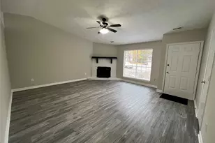 5285 Sugar Crest Dr, Sugar Hill, GA 30518 - Photo 4