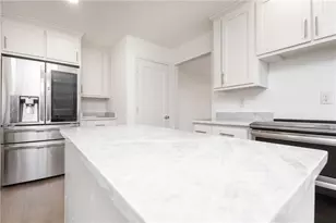 105 Stone Wood Ln, Lawrenceville, GA 30046 - Photo 14