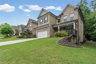 3198 Ivy Crossing Dr, Buford, GA 30519 - Photo 2